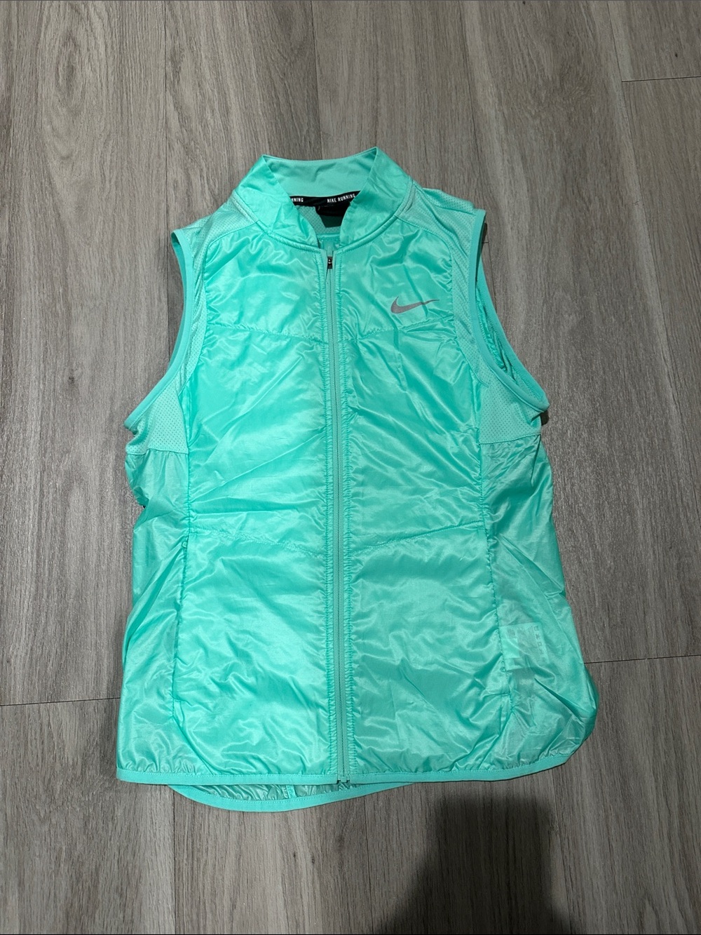 Nike Women’s Aqua Sleeveless Zip-Front Vest